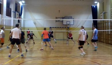 BALS: Pewne zwycięstwa liderujących ekip II&nbsp;ligi.