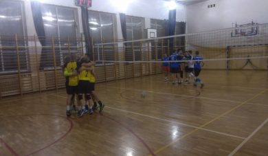 BALS: Partluk wygrał mimo osłabień, Volley Club liderem.