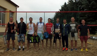 Wysoki poziom i&nbsp;wielkie emocje. Włodarczyk i&nbsp;Pachliński Mistrzami Gminy Boguchwała w&nbsp;Siatkówce Plażowej.